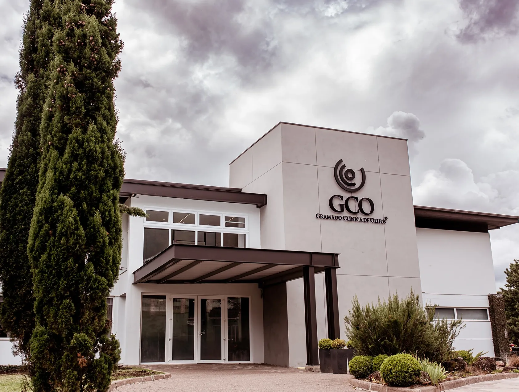 Fachada acolhedora da Gramado Clínica de Olhos